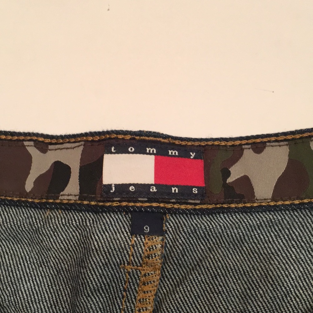 TOMMY JEANS SKORT SIZE 9 - Picture 4 of 4